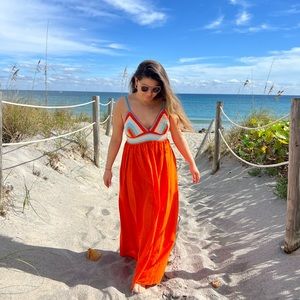 Dress with 100% handmade crochet top and the bottom is in linen